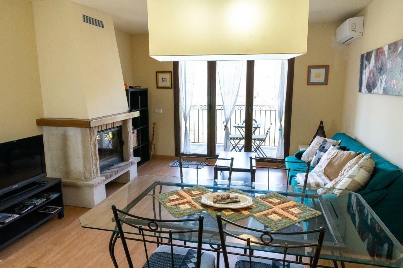 Apartaments Espai D'Àger Zewnętrze zdjęcie